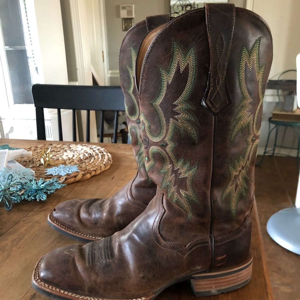Men’s Ariat boots 9.5